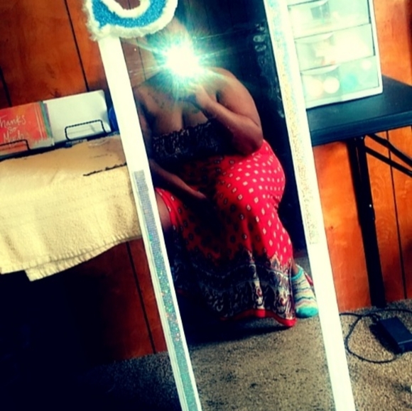 Meet your Posher, Dionna - Picture 12 of 16